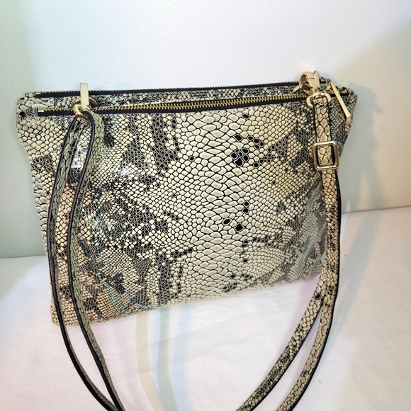 Danier Leather snake print multi compartment shoulder bag - Picture 1 of 10